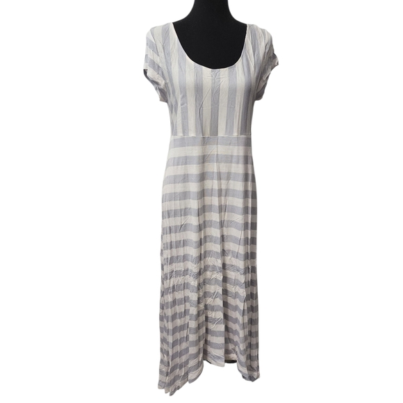 GAP Dresses & Skirts - NWT Gap Maternity Striped Ballet Back Hi-Low Maxi Dress